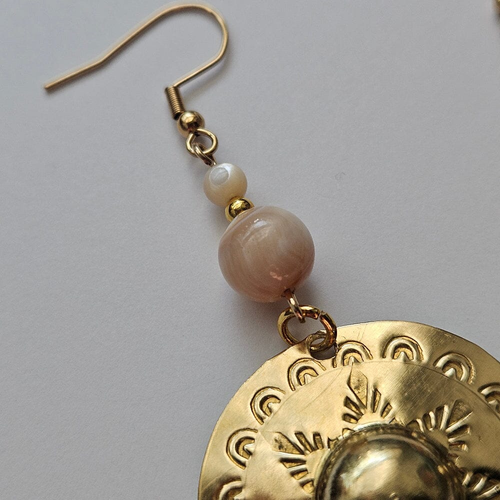 
                  
                    Lumina Mother of Pearl Agong Accessories Herbalaria LLC 
                  
                