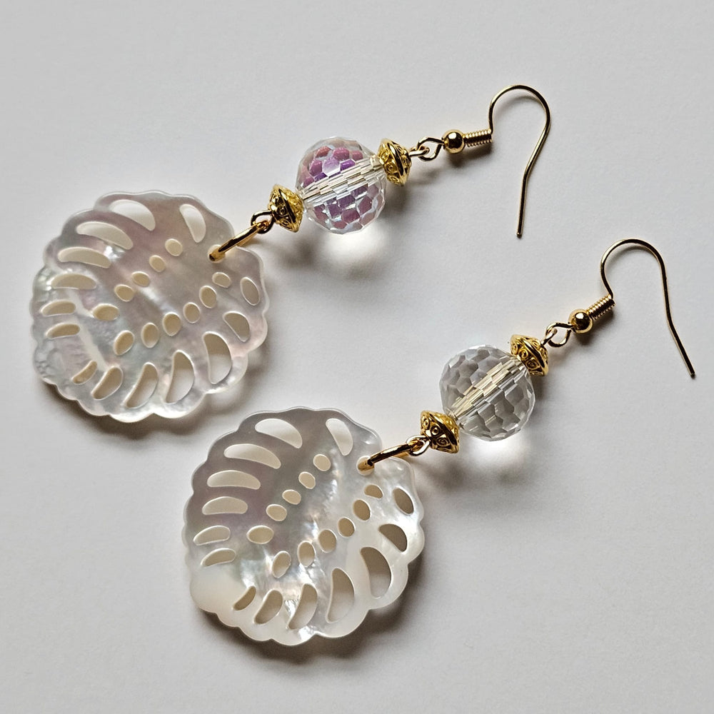 
                  
                    Monstera Mother of Pearl Accessories Herbalaria LLC 
                  
                