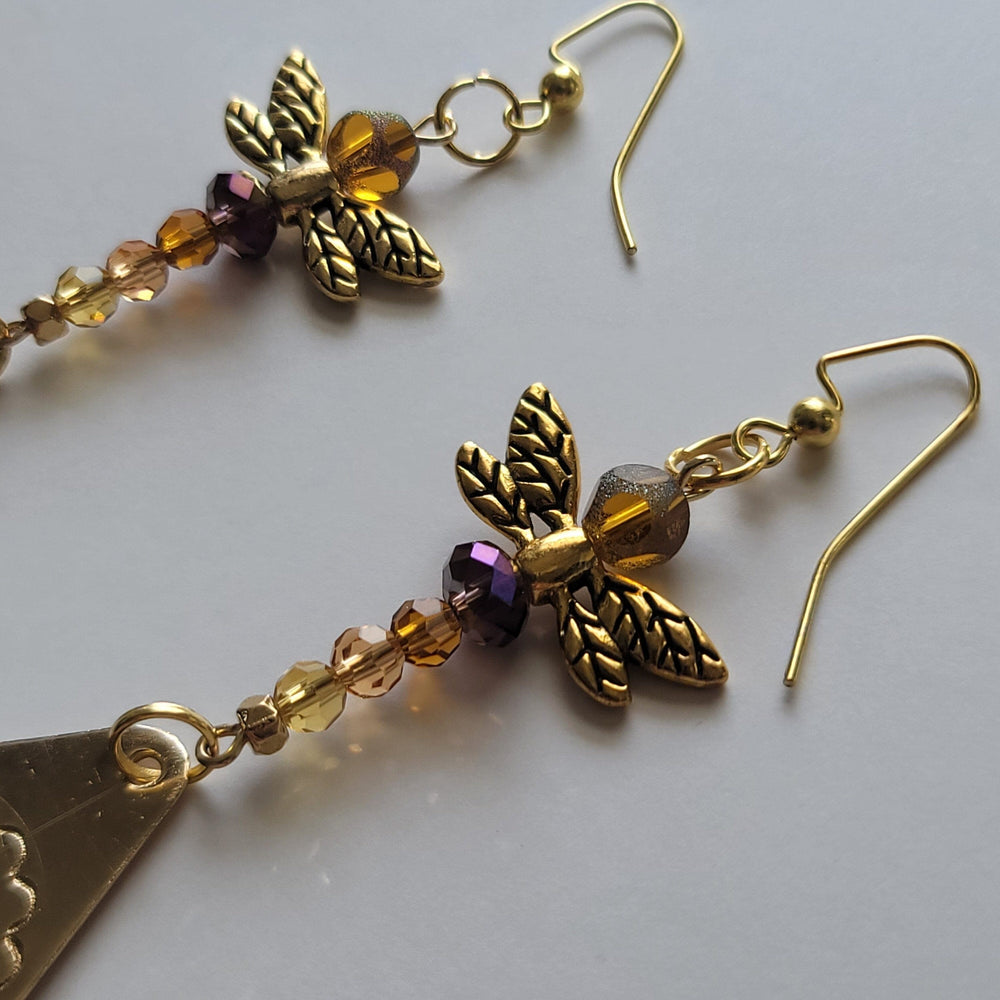 
                  
                    "Tutubi" Dragonfly Brass Agong Diamond Earrings Accessories Herbalaria 
                  
                