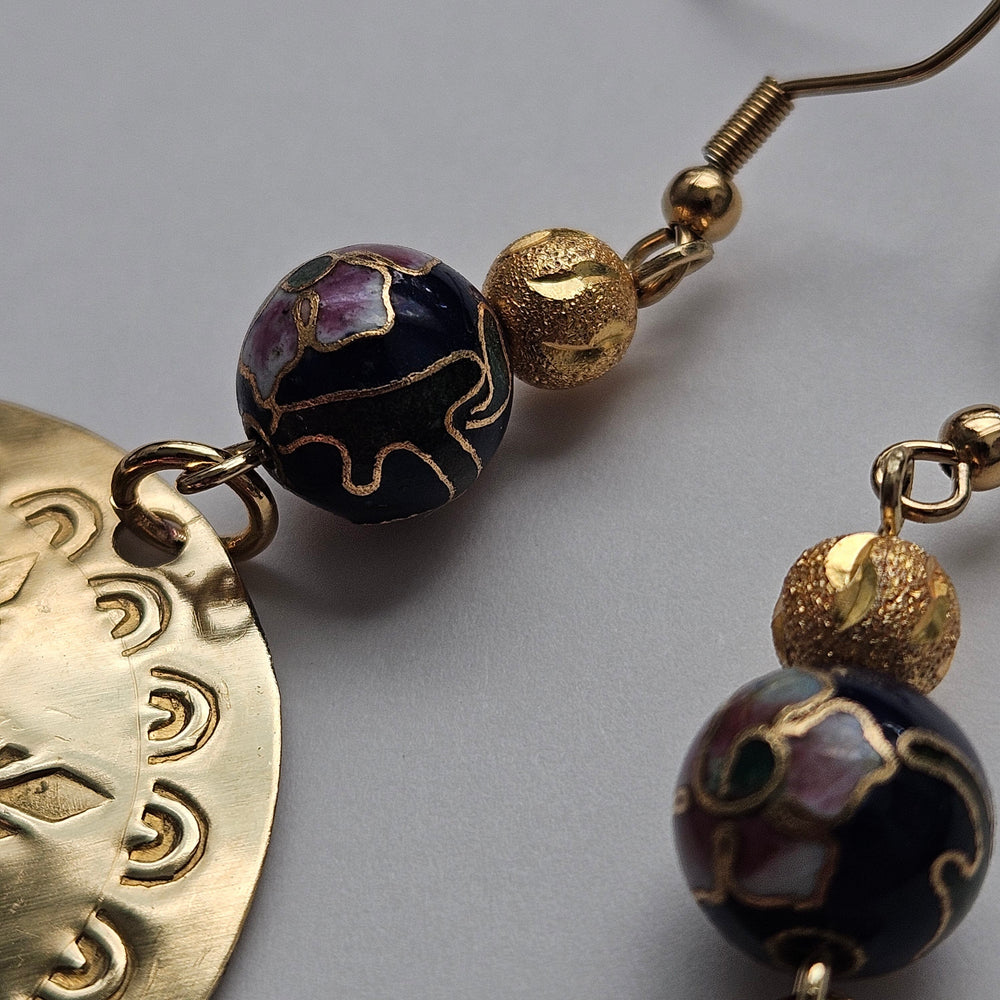
                  
                    Wisdom Keeper Agong Accessories Herbalaria LLC 
                  
                